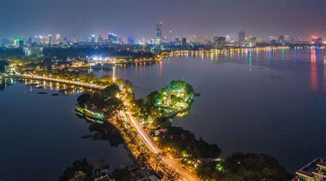  West Lake! Zdecyduj się na spokojne rejsy po jeziorem w Hanoi!